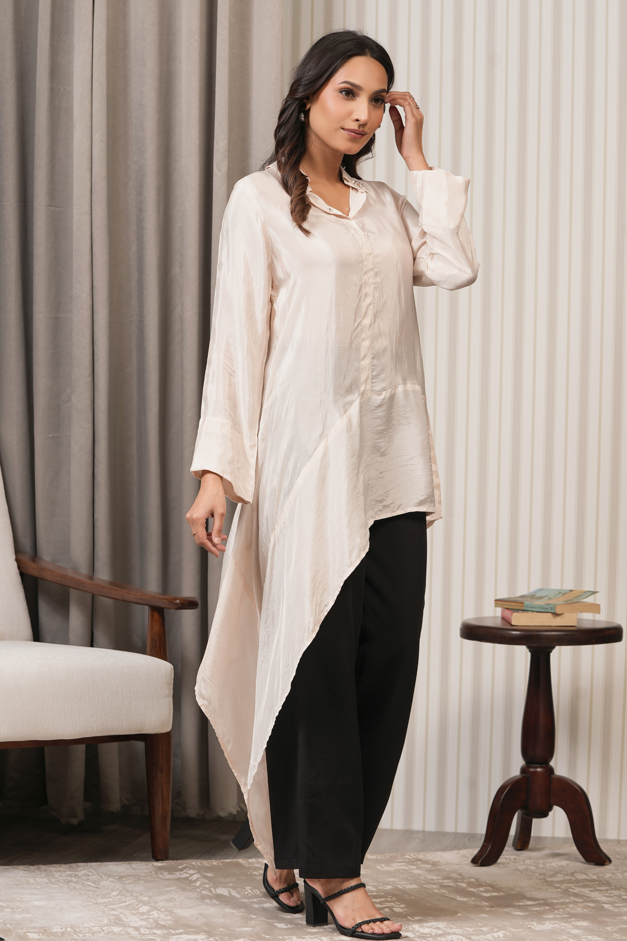 Embroidered Pure Hubutai Silk Shirt Top - Nude