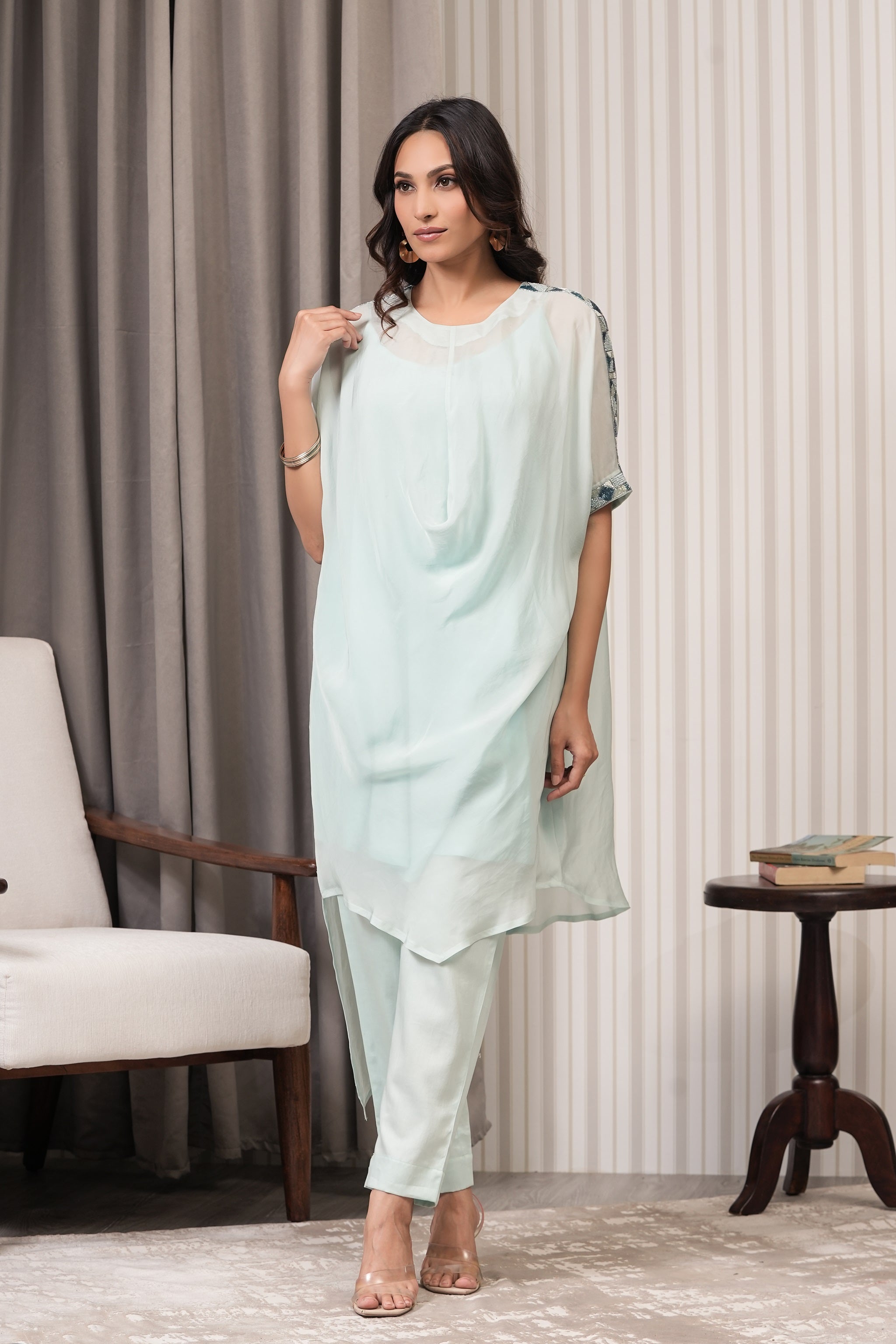 Embroidered Viscose Organza Kurta - Mint