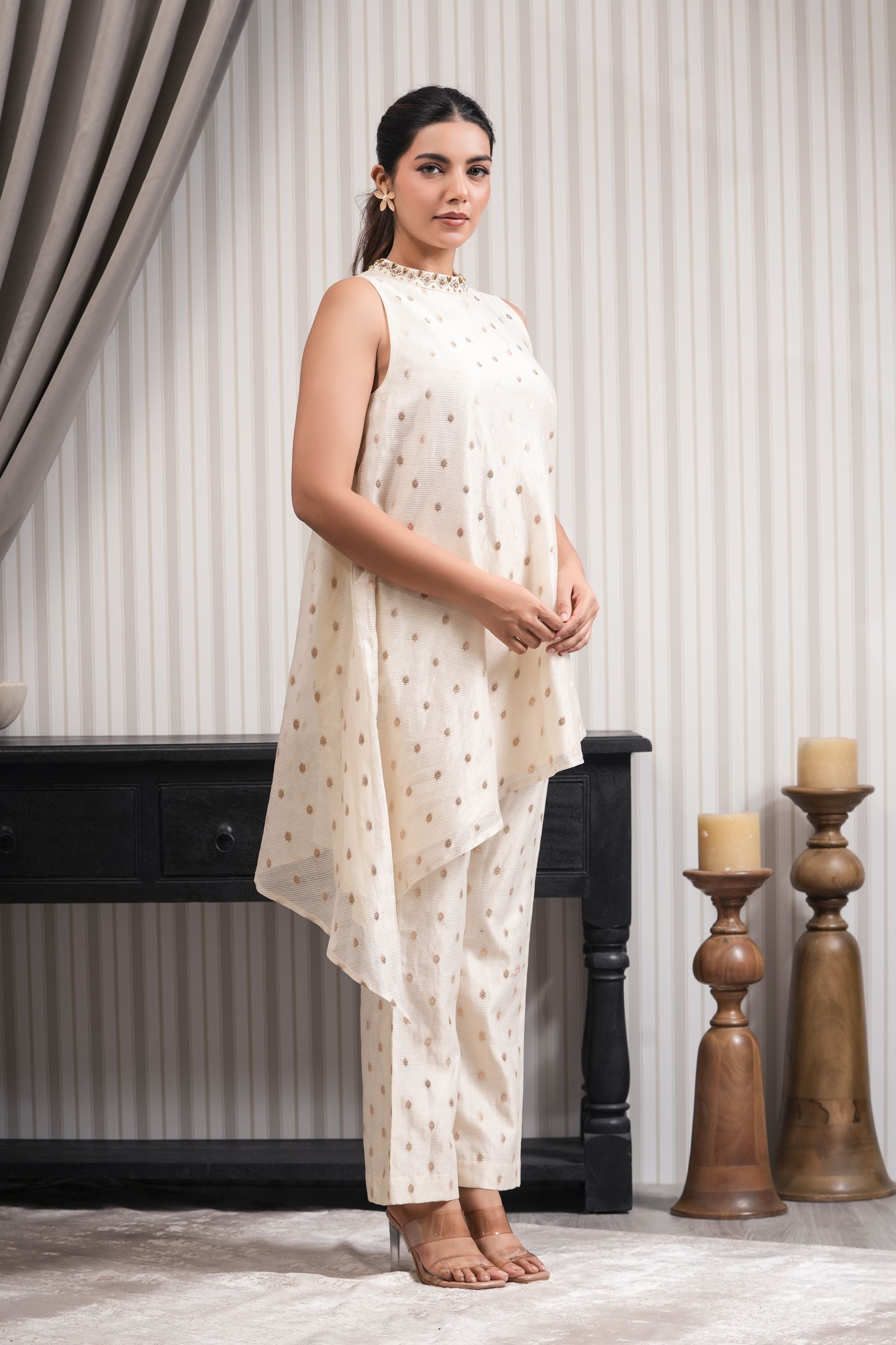 Embroidered Floral Pure Chanderi Booti Asymmetric Kurta Set - Off White