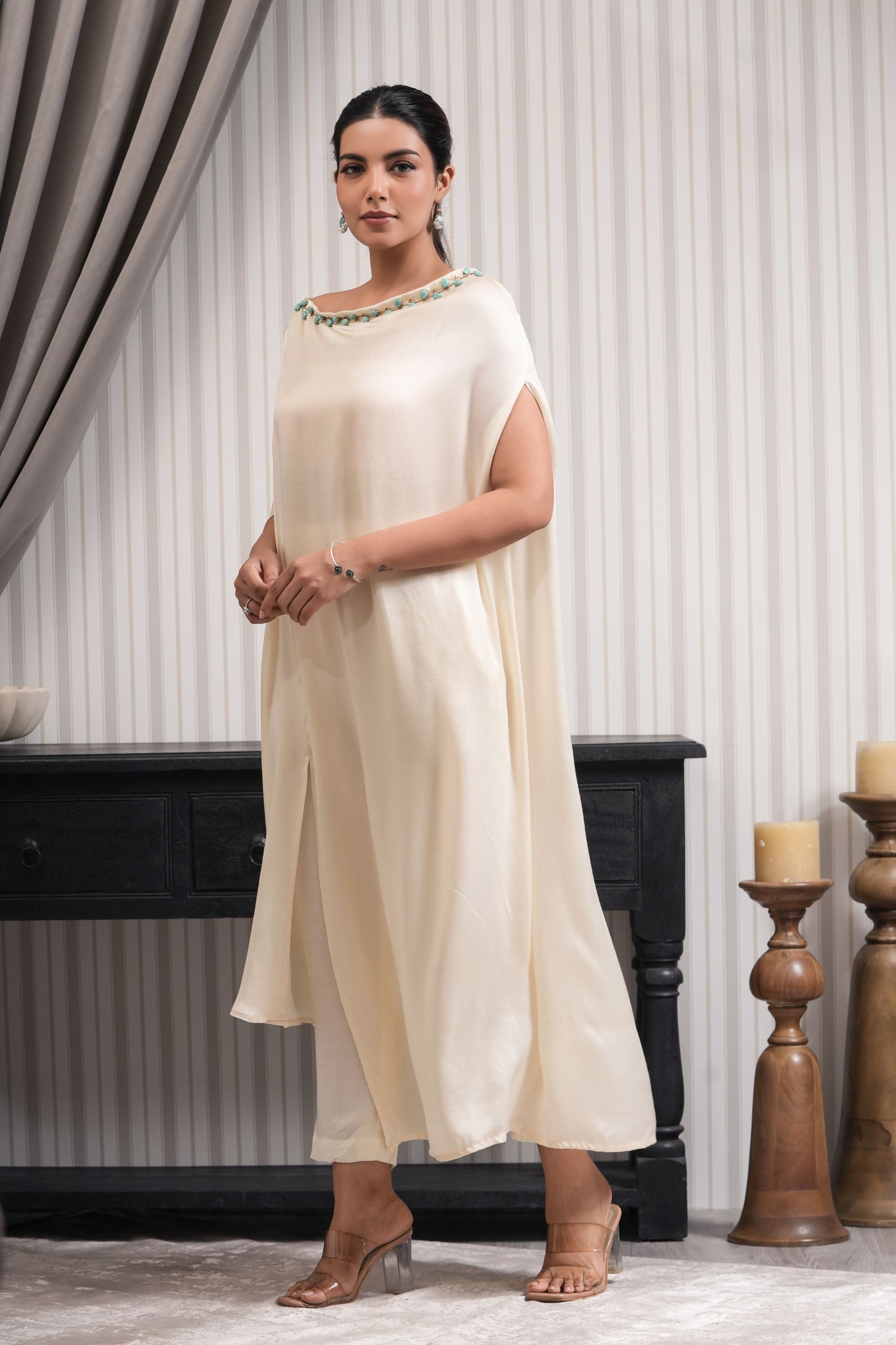 Stone Embroidered Muslin Kurta Set - Off White