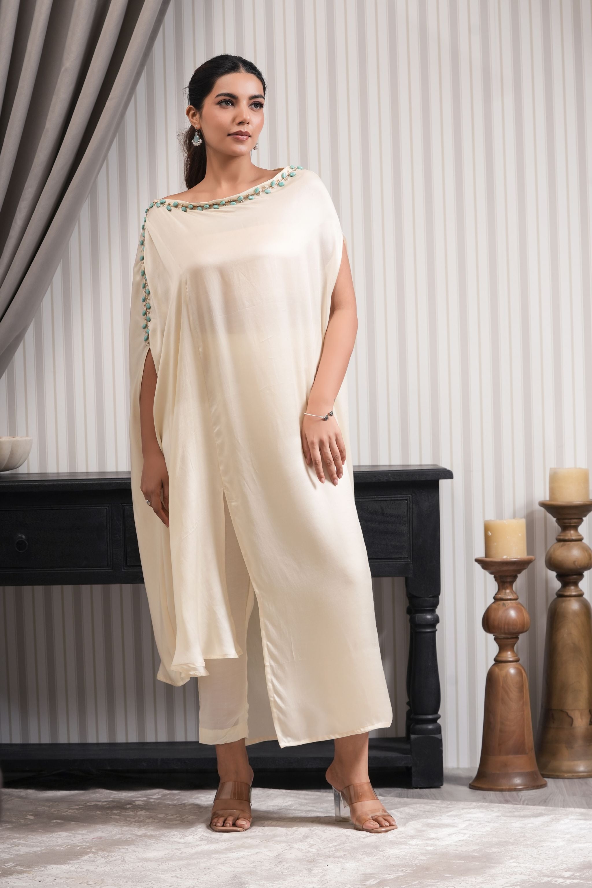 Stone Embroidered Muslin Kurta Set - Off White